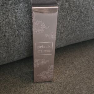 Girlactik 2-in-1 Luminous Tint Foundation- F2 Light 3.5 fl oz